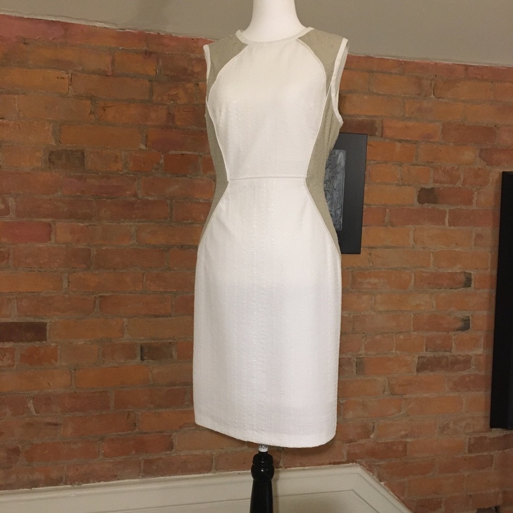 Sleeveless midi dress